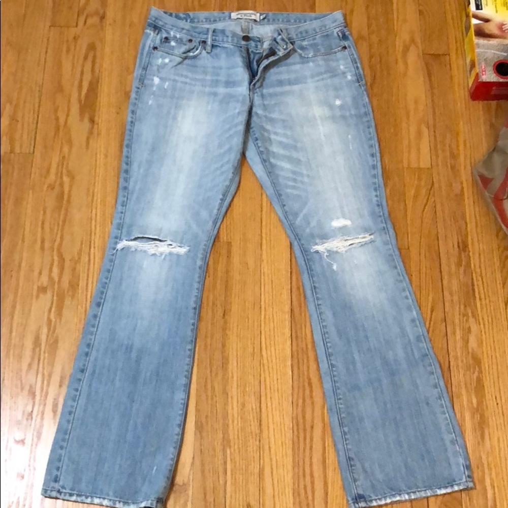 Distressed wide leg jeans
